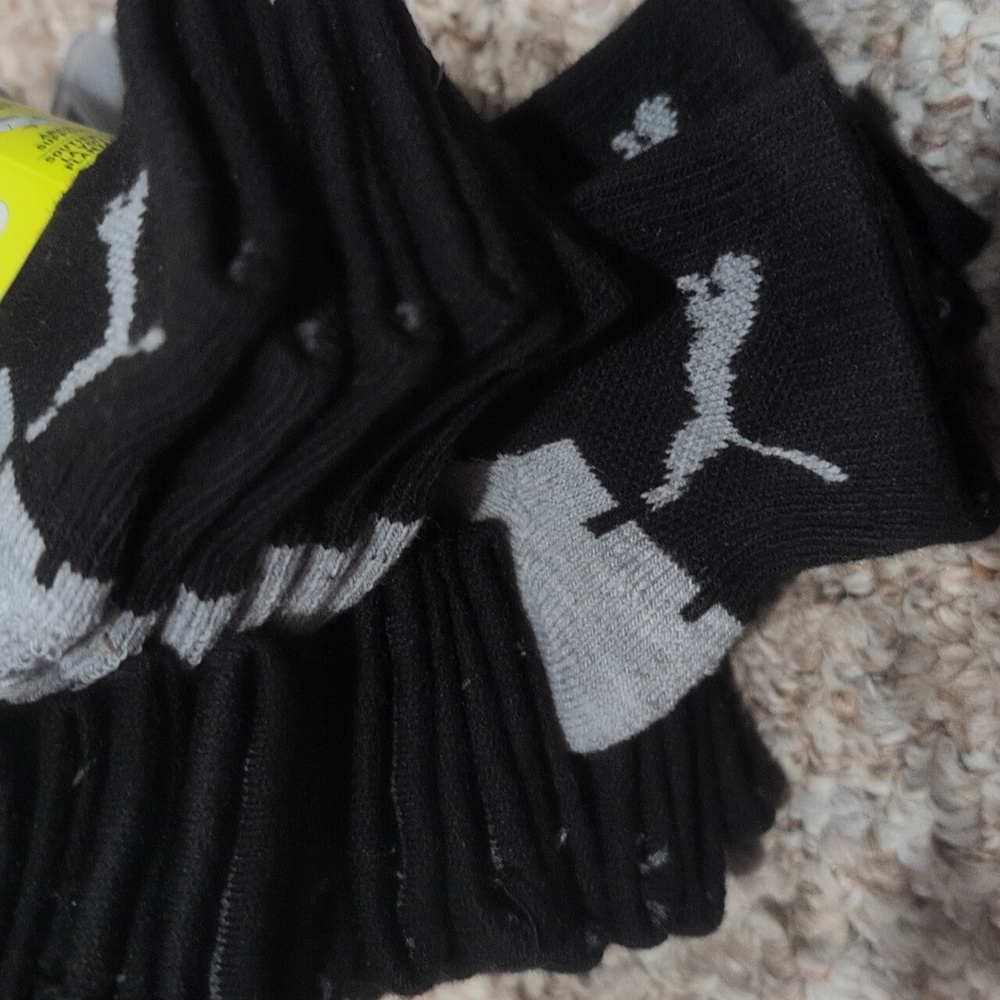 Puma KIDS Athletic Crew Socks - Black and Gray *4 PACKS* - Picture 5 of 8